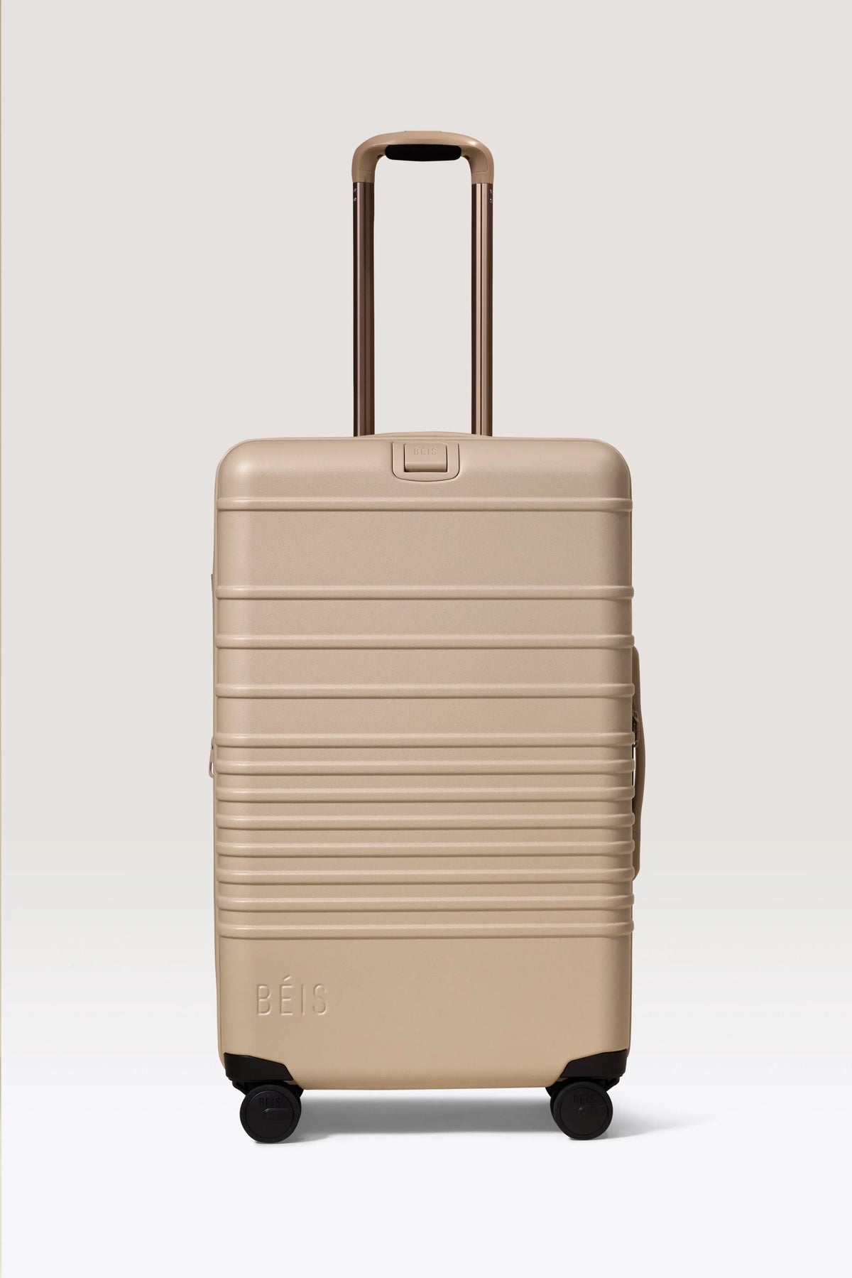 The Medium Luggage Starter Set